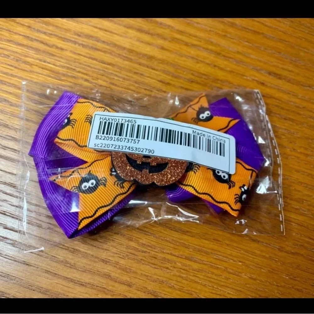 NWT Halloween Bow for Hair